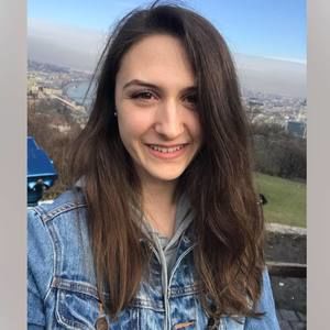 Meet your Posher, Maria